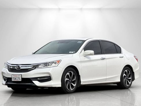 Used 2017 Honda Accord EX-L image 7
