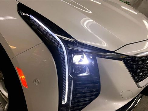 New 2025 Cadillac CT5 Premium Luxury image 28