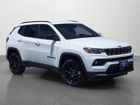 New 2026 Jeep Compass Latitude AWD/4WD image 8