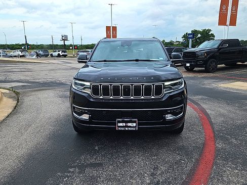 Used 2022 Jeep Wagoneer Series I w/ Convenience Group I RWD image 2