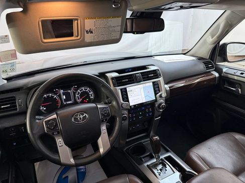 Used 2020 Toyota 4Runner Limited RWD image 9