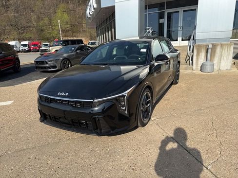 New 2026 Kia K4 GT-Line Turbo FWD image 3