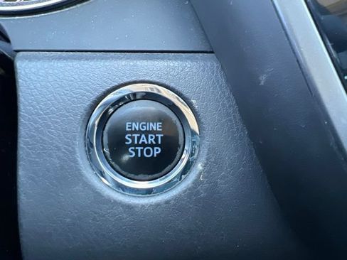 Used 2019 Toyota Camry SE w/ Audio Package FWD image 20