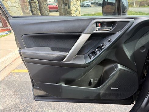 Used 2015 Subaru Forester 2.0XT Touring AWD/4WD image 13