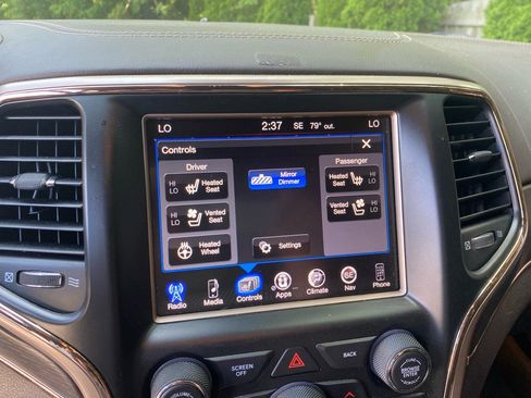 Used 2014 Jeep Grand Cherokee Summit AWD/4WD image 15
