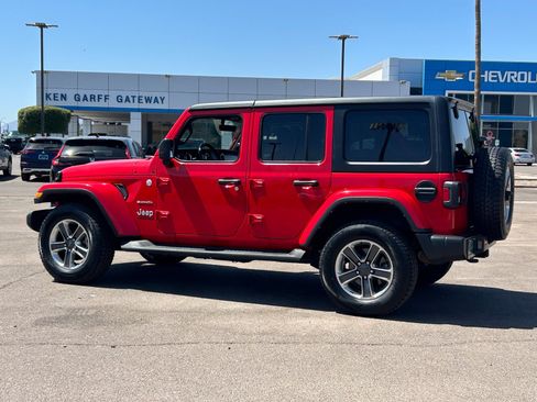 Used 2023 Jeep Wrangler Unlimited Sahara w/ Cold Weather Group AWD/4WD image 3
