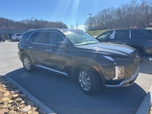 Used 2024 Hyundai Palisade SEL image 1