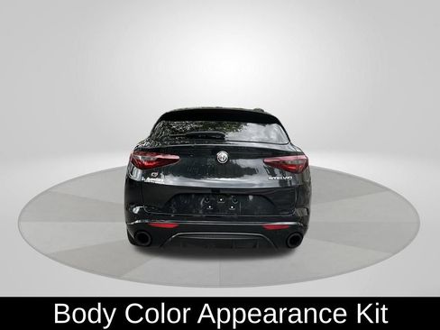 Used 2022 Alfa Romeo Stelvio Veloce AWD/4WD image 6