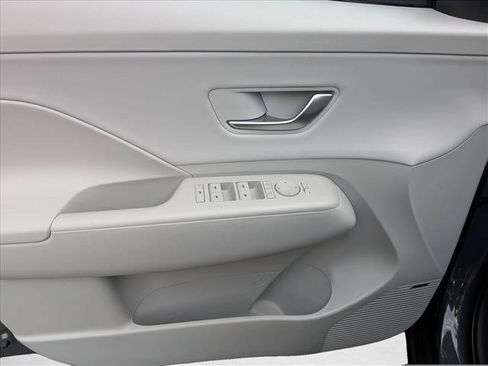New 2026 Hyundai Kona Limited FWD image 17