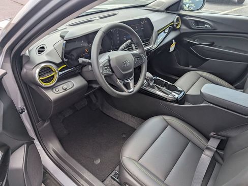 New 2026 Chevrolet Trax ACTIV FWD image 12