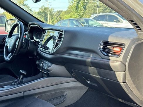 Used 2023 Dodge Durango GT image 23