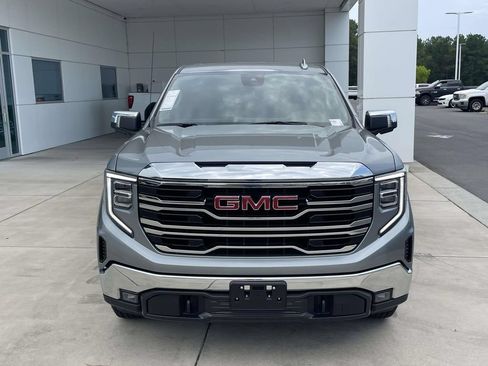Used 2025 GMC Sierra 1500 SLT AWD/4WD image 3