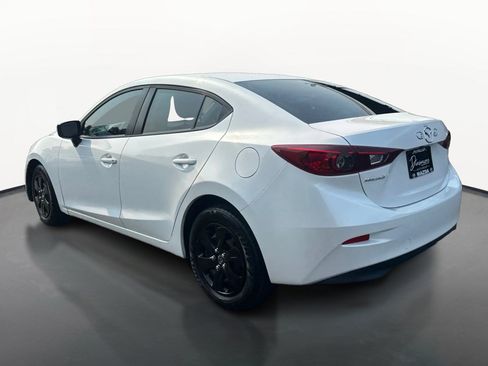 Used 2018 MAZDA MAZDA3 Sport FWD image 5