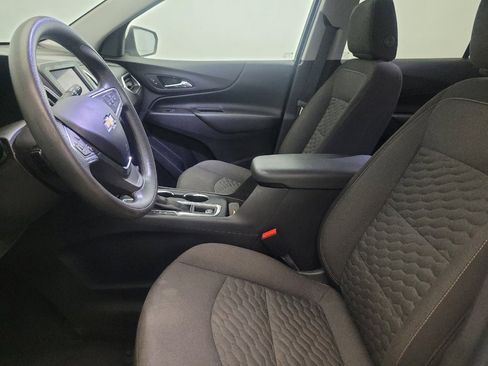 Used 2021 Chevrolet Equinox LT image 17