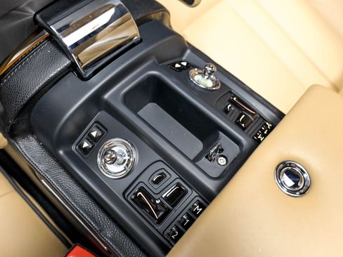 Used 2013 Rolls-Royce Phantom Sedan RWD image 83