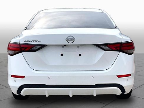 Certified 2025 Nissan Sentra S FWD image 5