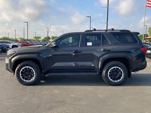 New 2026 Toyota 4Runner TRD Off-Road Premium AWD/4WD image 6
