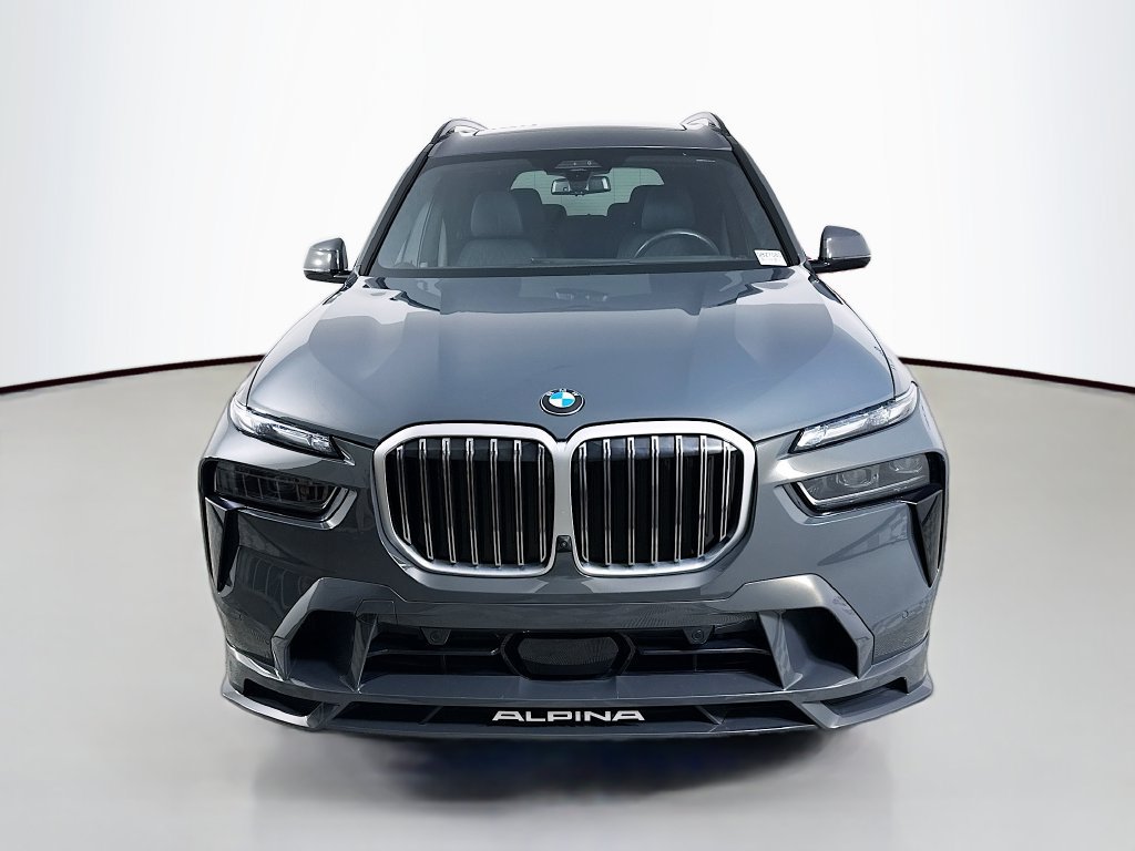 Used 2024 BMW ALPINA XB7 AWD/4WD image 2