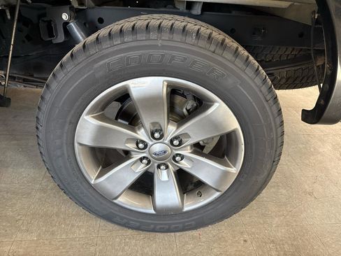 Used 2013 Ford F150 Lariat w/ Mid Equipment Group image 59