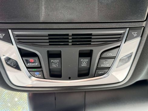 Certified 2025 Acura RDX SH-AWD image 29
