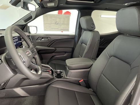 New 2026 GMC Canyon Elevation w/ Convenience Package image 12