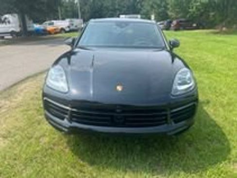 Used 2020 Porsche Cayenne AWD/4WD image 12