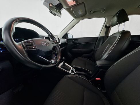 Used 2026 Hyundai Venue SEL FWD image 20