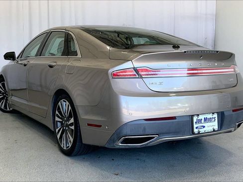 Used 2018 Lincoln MKZ Reserve w/ Technology Package FWD image 5