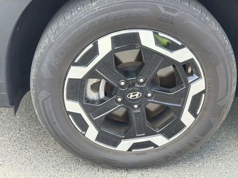 Used 2026 Hyundai Santa Fe SEL FWD image 16