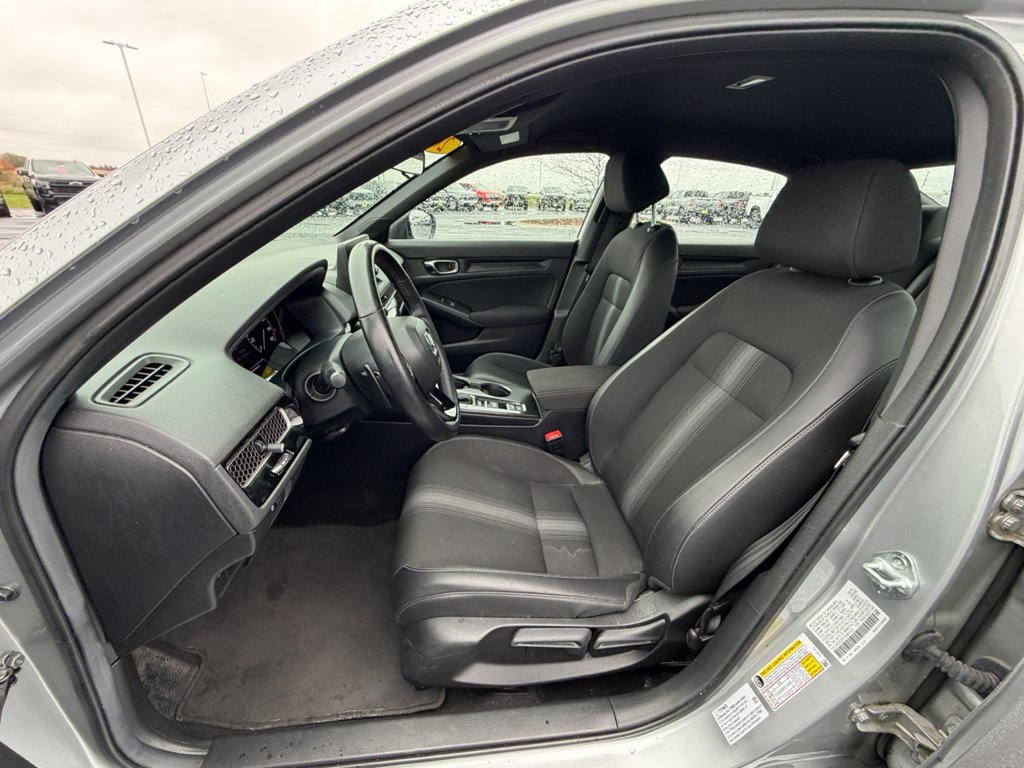 Used 2025 Honda Civic Sport image 18