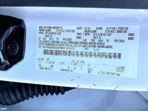 Used 2017 Ford F150 Lariat image 34