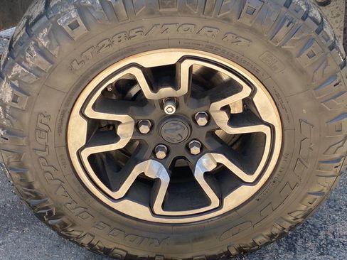 Used 2017 RAM 1500 Rebel w/ Luxury Group image 9