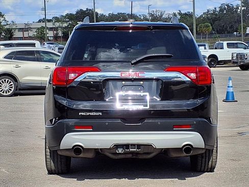 Used 2017 GMC Acadia SLT image 6
