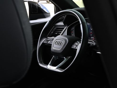 Used 2020 Audi SQ5 Prestige w/ Prestige Package image 24