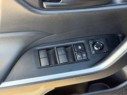 Used 2025 Toyota RAV4 LE FWD image 13