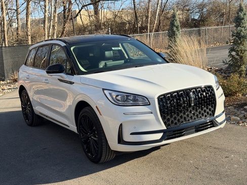 New 2026 Lincoln Corsair Grand Touring image 7