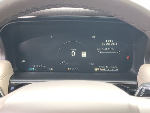 Certified 2022 Lincoln Nautilus Reserve image 15