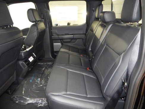 New 2025 Ford F150 Lariat w/ Equipment Group 501A Mid image 13