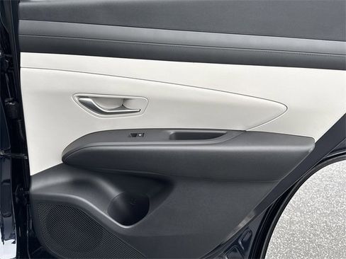 New 2026 Hyundai Tucson SEL image 16