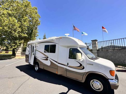 Used 2006 Ford E-450 and Econoline 450 RWD image 7