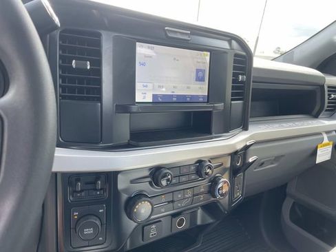 New 2025 Ford F600 4x4 Regular Cab Super Duty w/ XL Chrome Package image 10