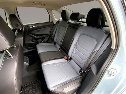Certified 2026 Volkswagen Jetta SEL FWD image 26