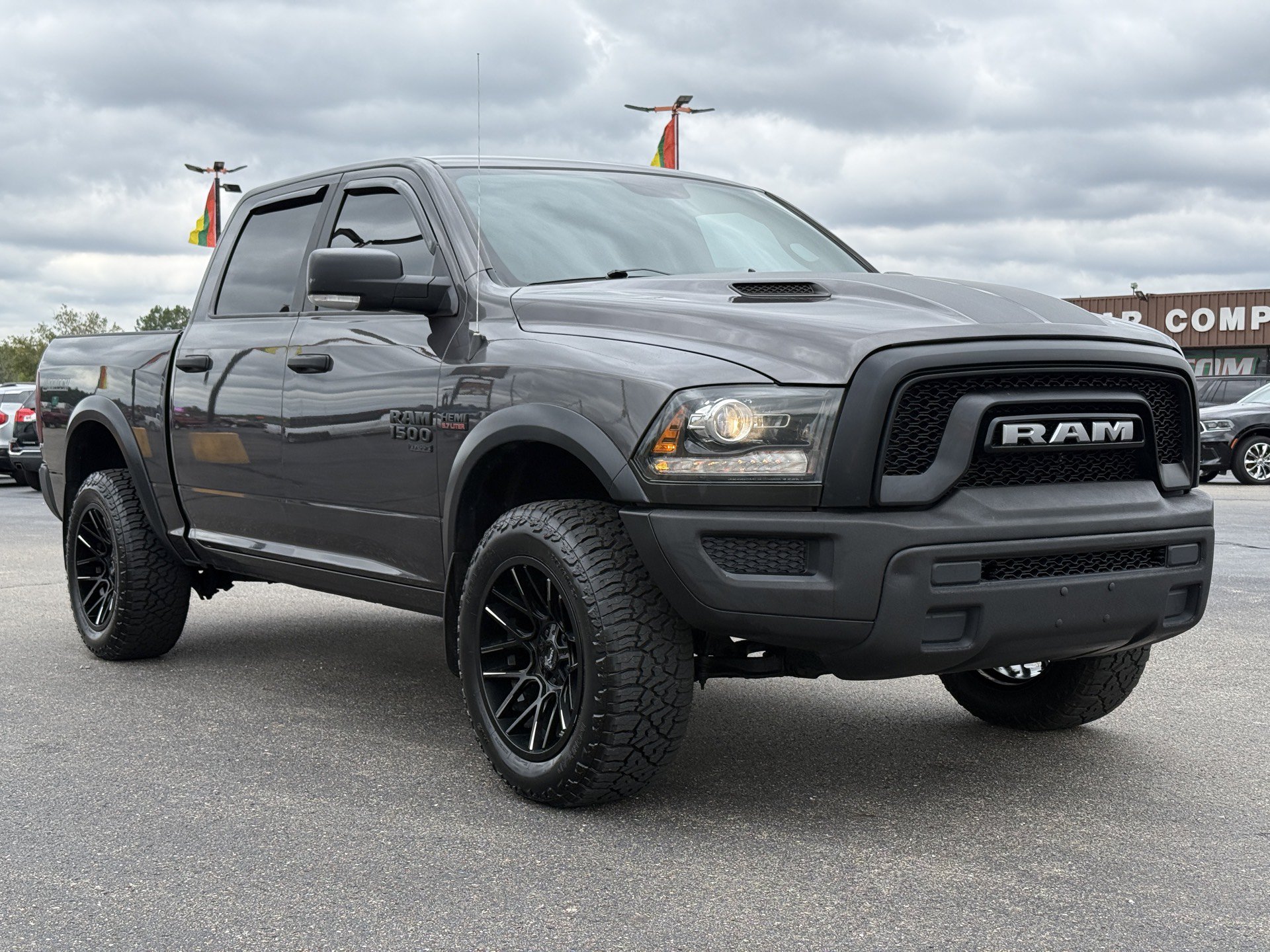 Used 2021 RAM 1500 Warlock AWD/4WD image 2
