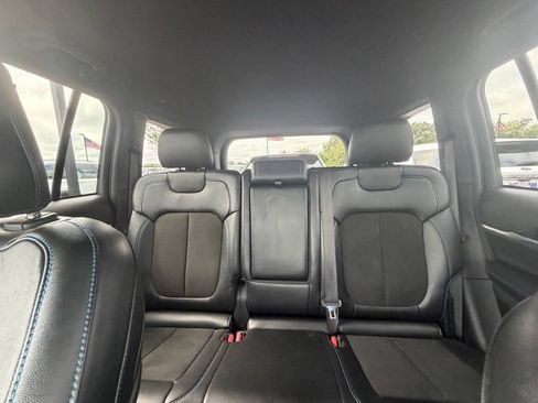 Used 2022 Jeep Grand Cherokee Trailhawk AWD/4WD image 39