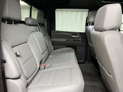 Certified 2025 Chevrolet Silverado 2500 LTZ w/ LTZ Premium Package AWD/4WD image 28
