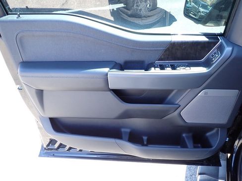 Used 2022 Ford F150 Lariat w/ Equipment Group 502A High image 21