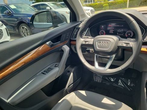 Used 2023 Audi Q5 2.0T Premium Plus w/ Premium Plus Package AWD/4WD image 13