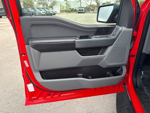 Used 2021 Ford F150 XLT w/ Equipment Group 302A High image 12