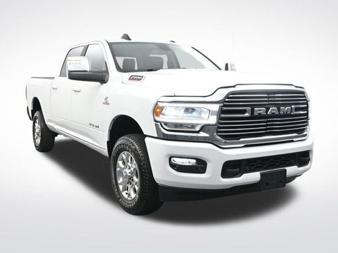 Used 2024 RAM 2500 Laramie image 3