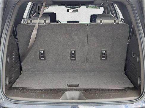 Used 2021 Chevrolet Tahoe LT w/ LT Signature Plus Package image 6